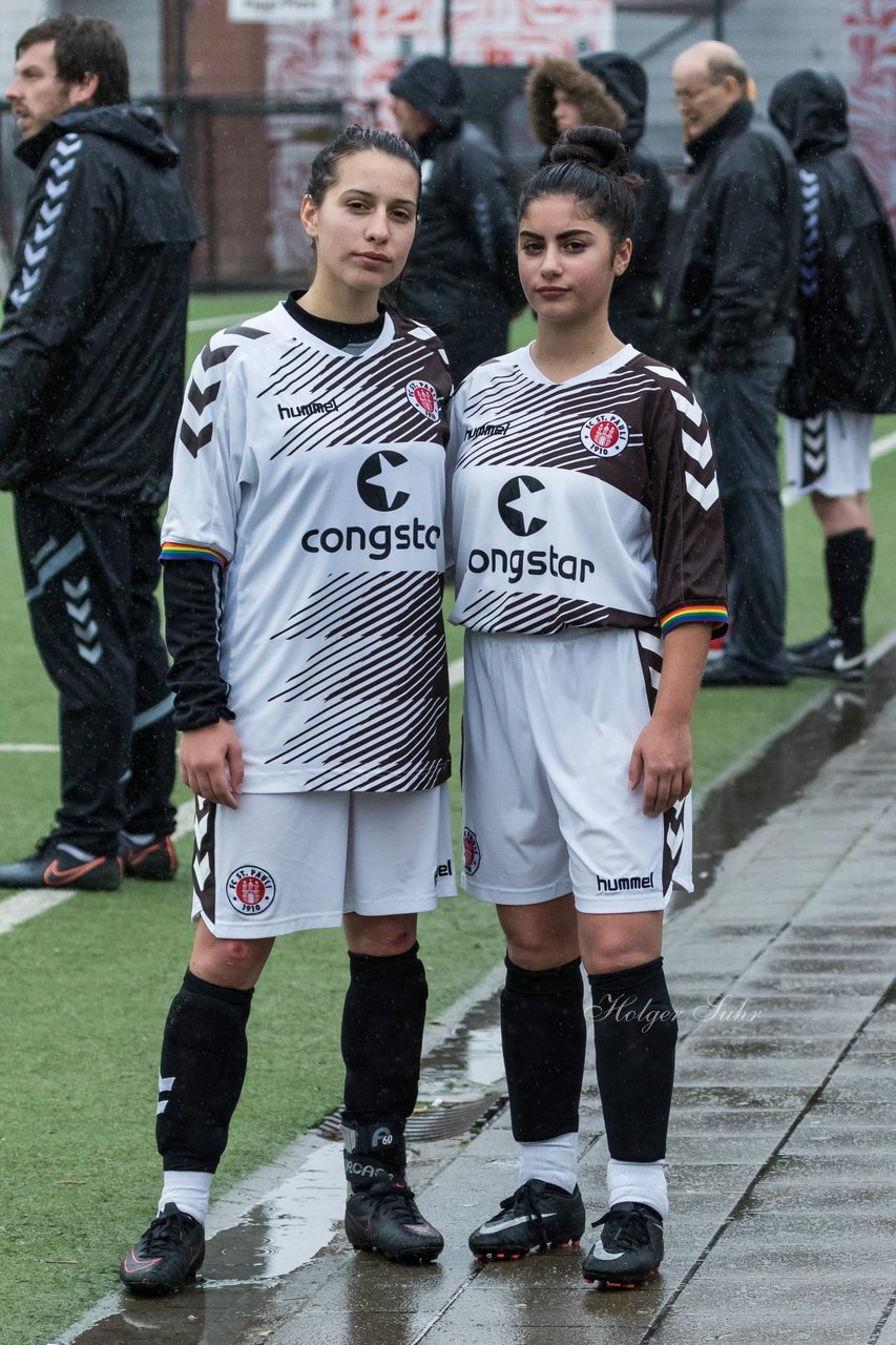 Bild 191 - B-Juniorinnen FC St.Pauli . Braedstrup IF : Ergebnis: 4:1